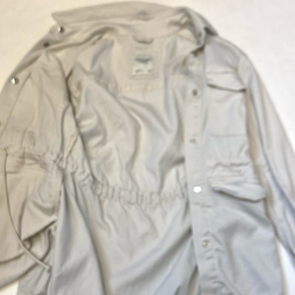 COPY - Abercrombie & Fitch Utility Shacket - Picture 12 of 14